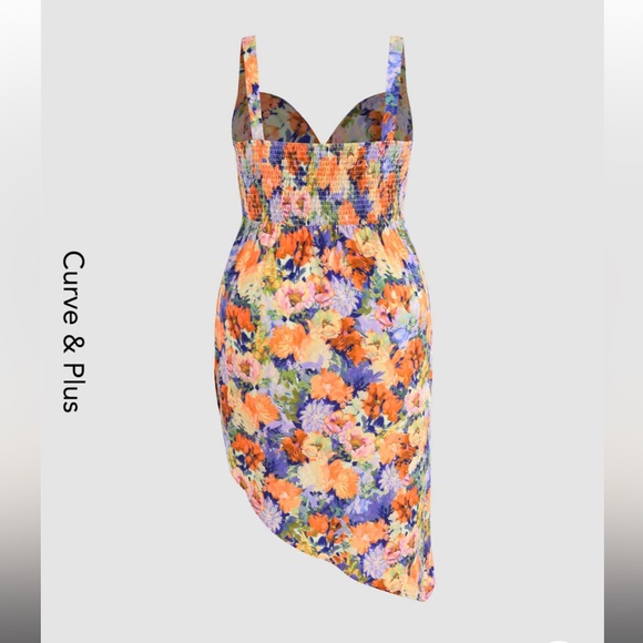 Curve & Plus Asymmetric Hem Floral Midi Dress - Picture 3 of 4